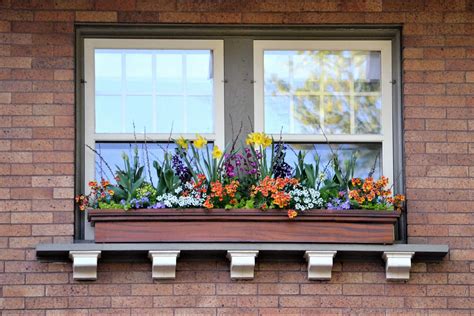 how to mount window boxes